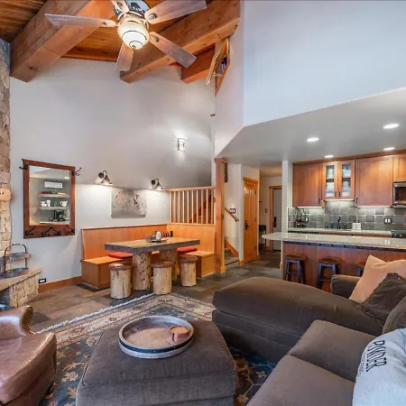 Cozy Northstar Village Condo Walk To Lifts 2 Full Ba Excellent Location Truckee Extérieur photo