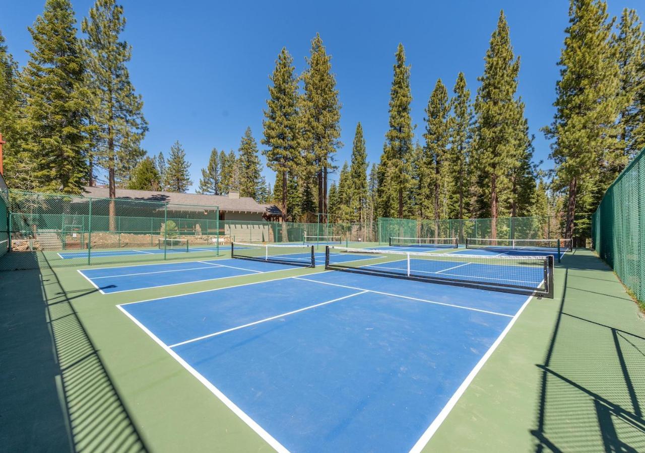 Cozy Northstar Village Walk To Lifts 2 Full Ba Excellent Location * Truckee