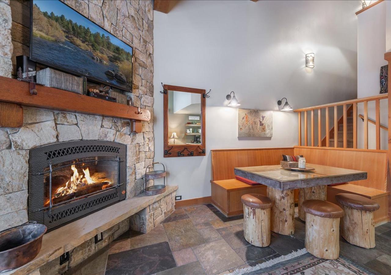 Cozy Northstar Village Walk To Lifts 2 Full Ba Excellent Location Truckee